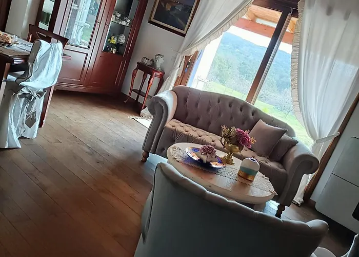 Paradiso, Turismo Rurale Pensión 4*